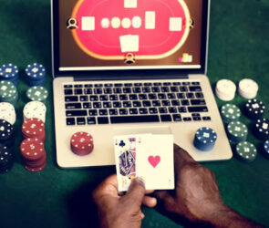 How to Play Pokies Online